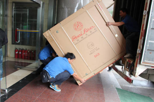 旬邑钢琴贵重工艺品无忧运
